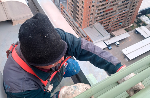 instalación aguas lluvias edificio